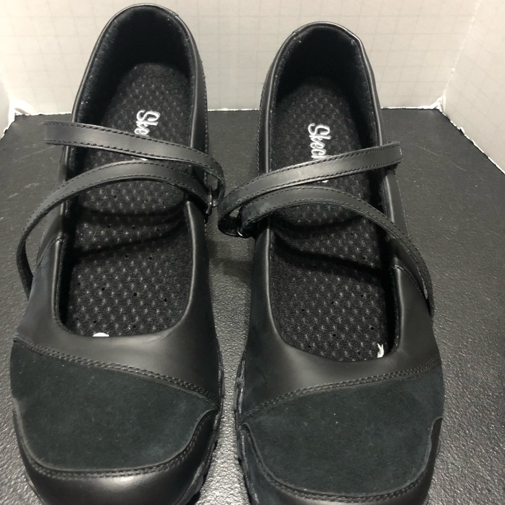 New Skechers size 10, black/suede Mary Janes.